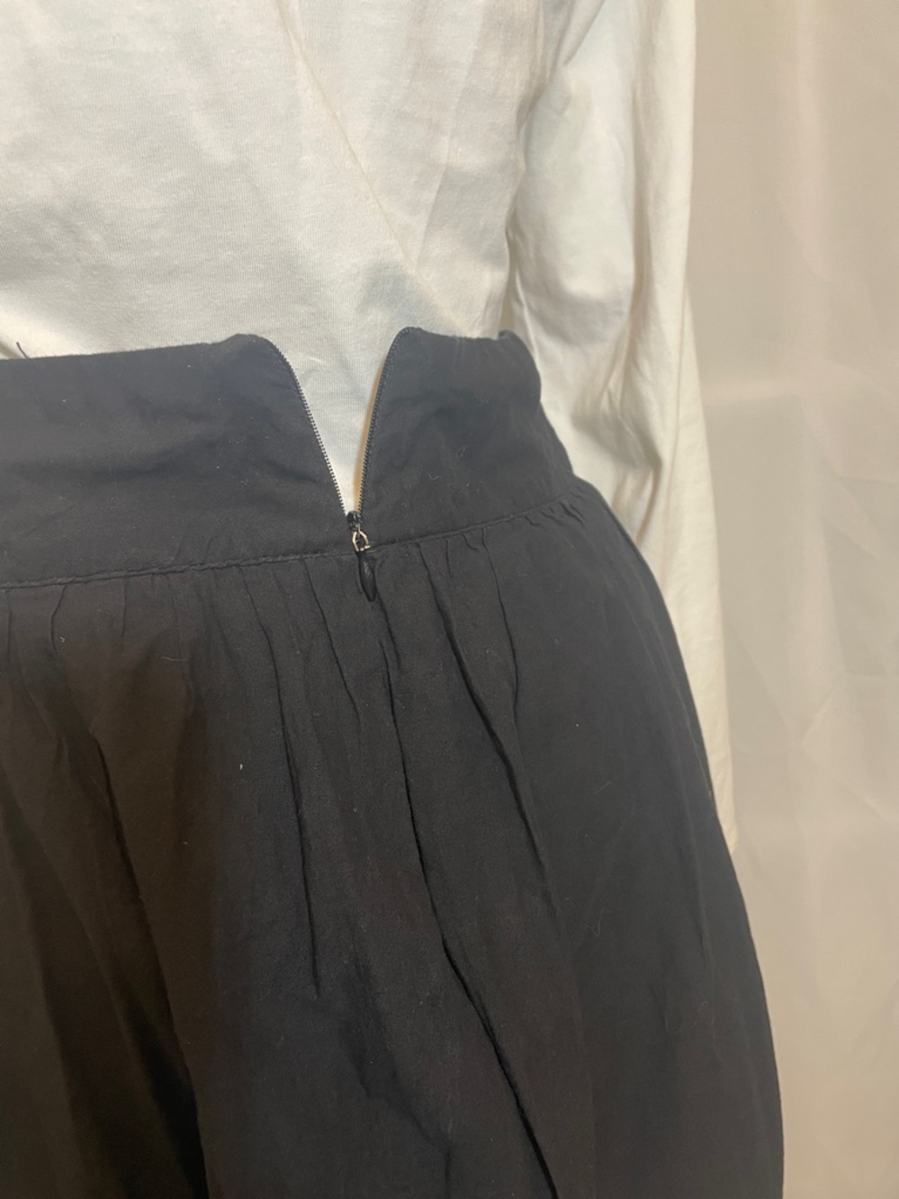 Candy Rain Black Embroidered Skirt - Women Size M, Waist 30”, Length 19” cotton - Picture 6 of 8